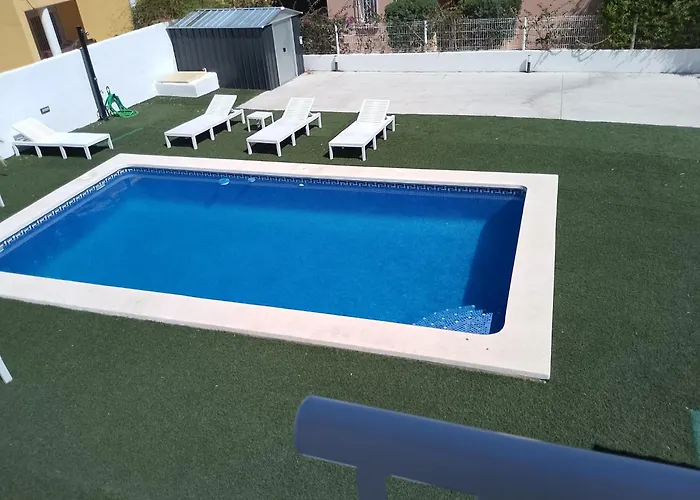 Semesterbostad Mar I Cel -chalet Con Piscina Privada-